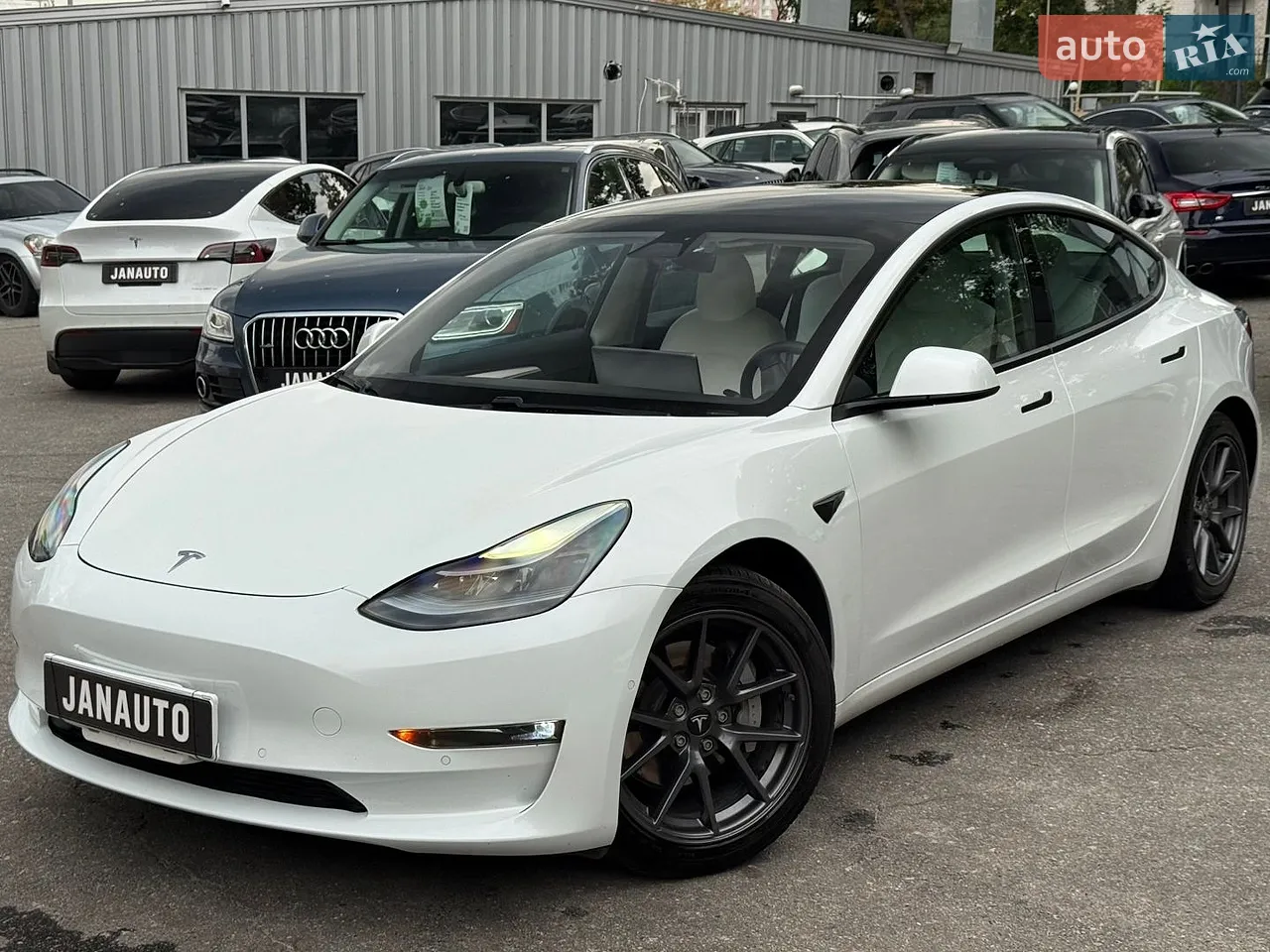 2024 Tesla Model Y - мініатюра 19