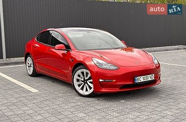 Седан Tesla Model 3 2023 в Самборе