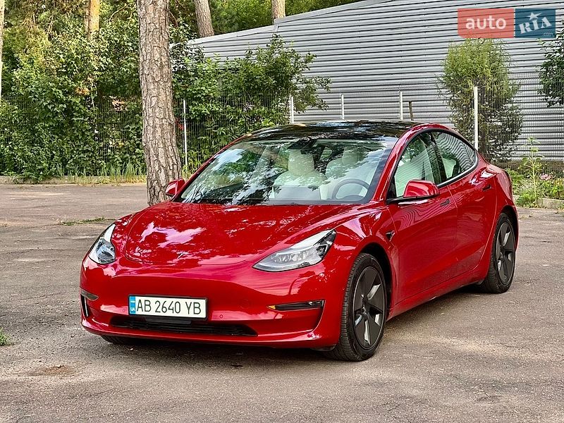 Седан Tesla Model 3 2021 в Вінниці