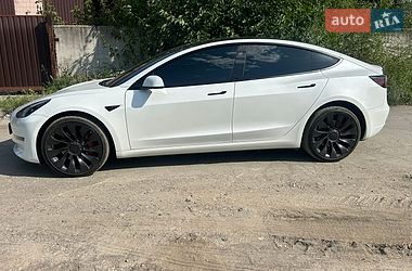 Седан Tesla Model 3 2023 в Дніпрі