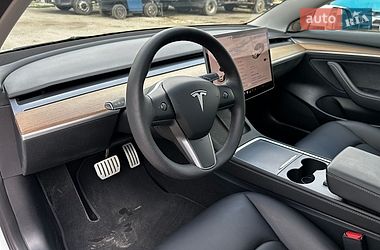 Седан Tesla Model 3 2023 в Дніпрі