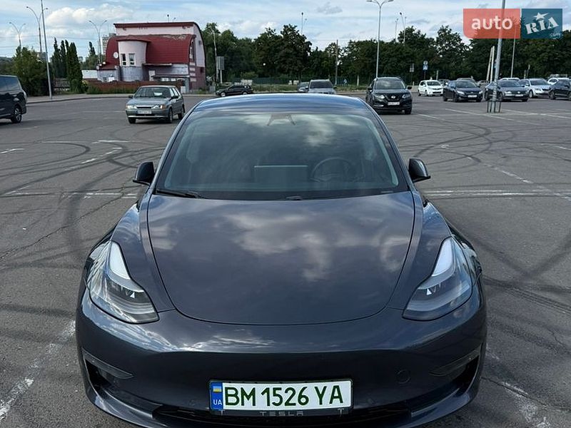 Седан Tesla Model 3 2021 в Сумах