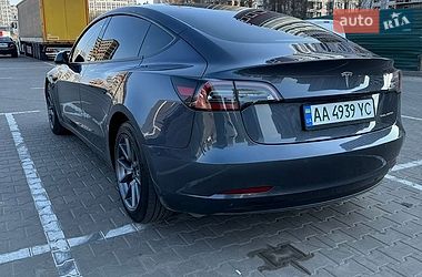 Седан Tesla Model 3 2022 в Києві
