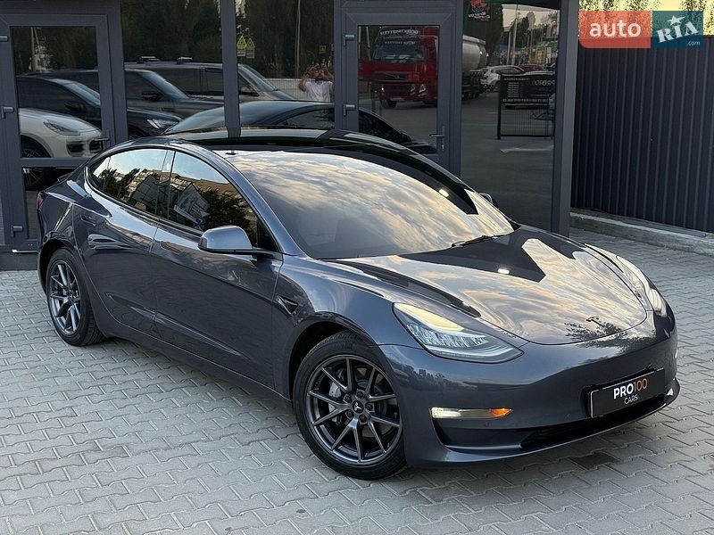 Седан Tesla Model 3 2022 в Киеве фото 11 Седан Tesla Model 3 2022 в Киеве