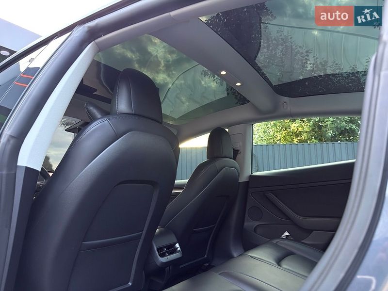 Седан Tesla Model 3 2022 в Киеве фото 31 Седан Tesla Model 3 2022 в Киеве