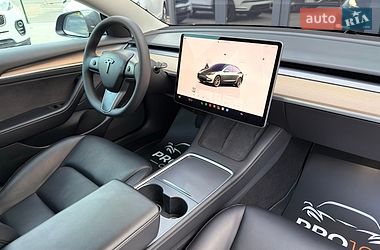 Седан Tesla Model 3 2022 в Киеве фото 33 Седан Tesla Model 3 2022 в Киеве
