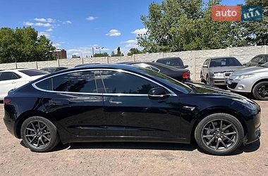 Седан Tesla Model 3 2019 в Николаеве