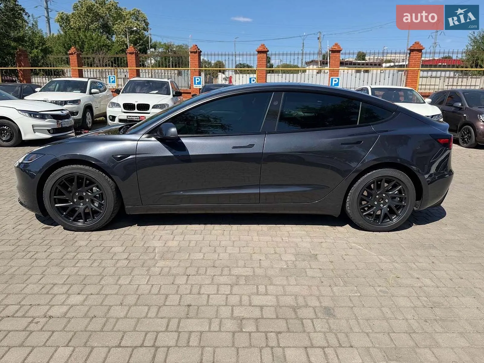 2024 Tesla Model 3 - мініатюра 8