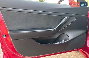 Седан Tesla Model 3 2019 в Білій Церкві