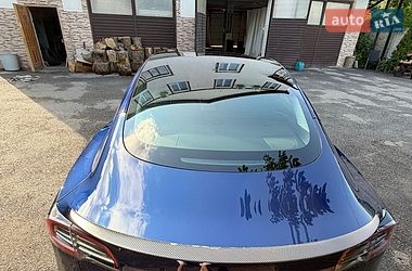 Седан Tesla Model 3 2023 в Харкові
