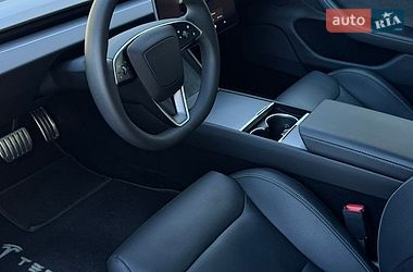 Седан Tesla Model 3 2024 в Луцке