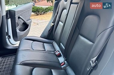 Седан Tesla Model 3 2019 в Одессе