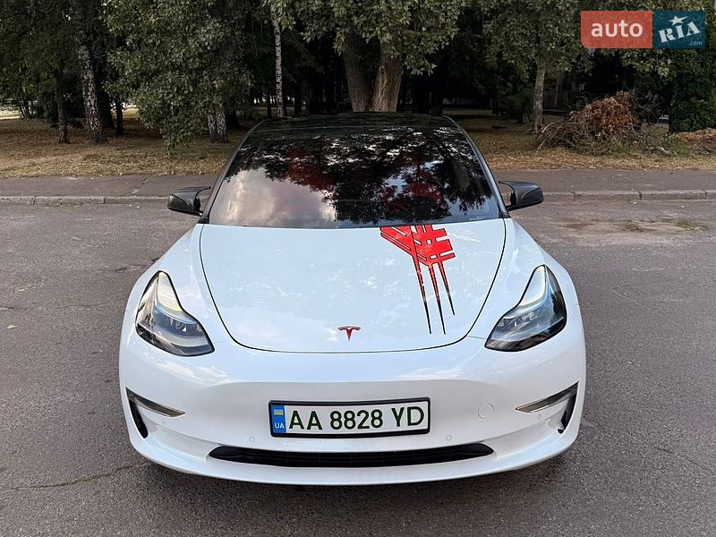 Седан Tesla Model 3 2021 в Киеве фото 7 Седан Tesla Model 3 2021 в Киеве