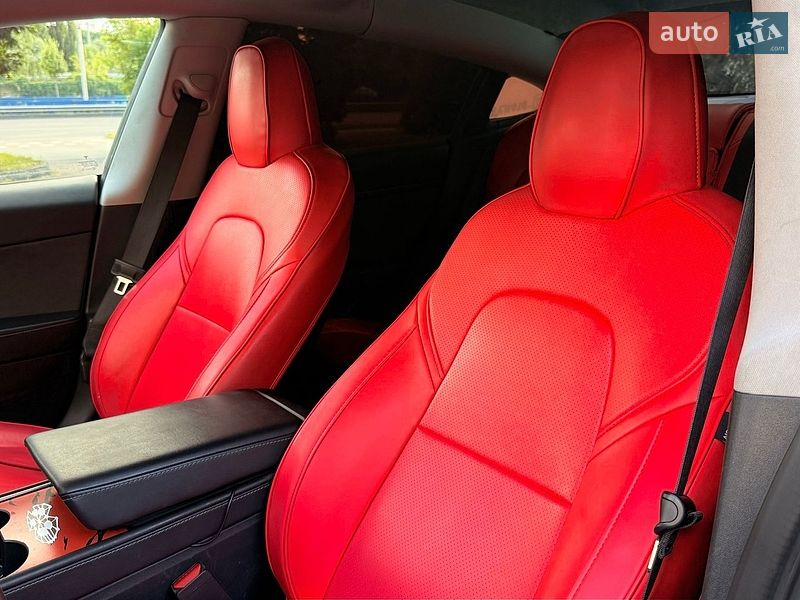 Седан Tesla Model 3 2021 в Киеве фото 12 Седан Tesla Model 3 2021 в Киеве