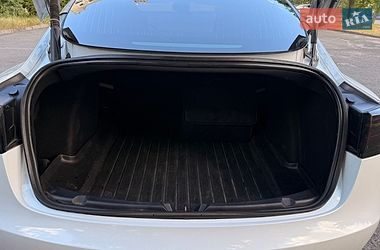 Седан Tesla Model 3 2021 в Киеве фото 19 Седан Tesla Model 3 2021 в Киеве