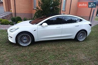 tesla model-3 2019 в Київ від професійного продавця Ігор Григорович Авраменко
