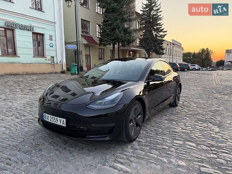 Седан Tesla Model 3 2023 в Каменец-Подольском