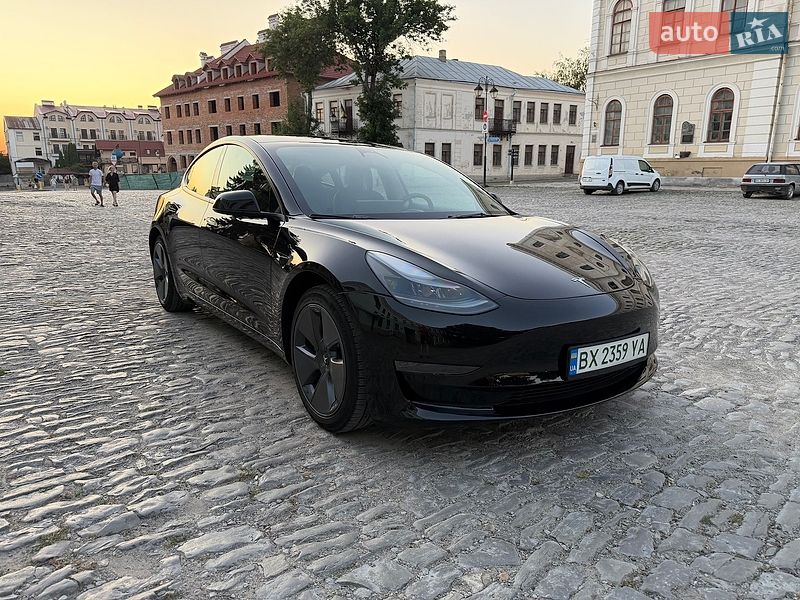 Седан Tesla Model 3 2023 в Каменец-Подольском