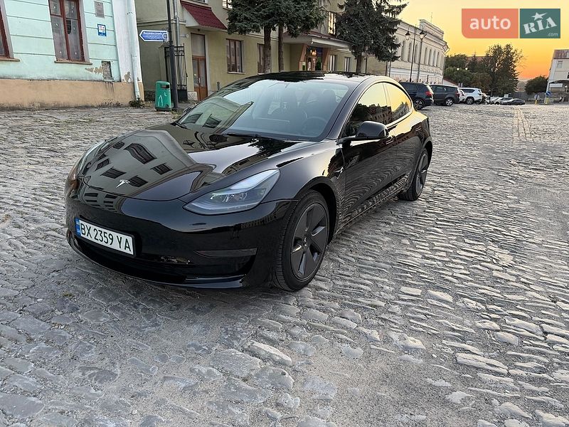 Седан Tesla Model 3 2023 в Каменец-Подольском