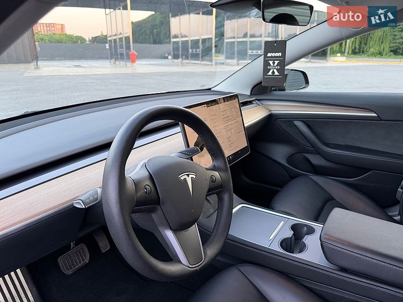 Седан Tesla Model 3 2023 в Каменец-Подольском