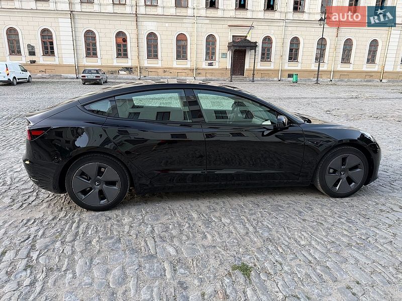 Седан Tesla Model 3 2023 в Каменец-Подольском