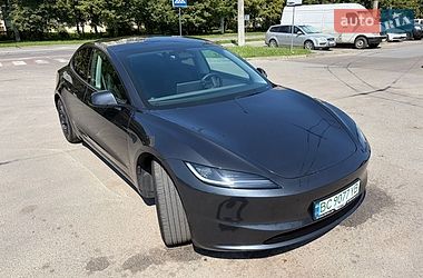 Седан Tesla Model 3 2024 в Львове фото 18 Седан Tesla Model 3 2024 в Львове