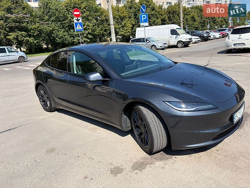 Седан Tesla Model 3 2024 в Львове фото 23 Седан Tesla Model 3 2024 в Львове