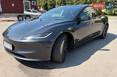 Седан Tesla Model 3 2024 в Львове фото 29 Седан Tesla Model 3 2024 в Львове