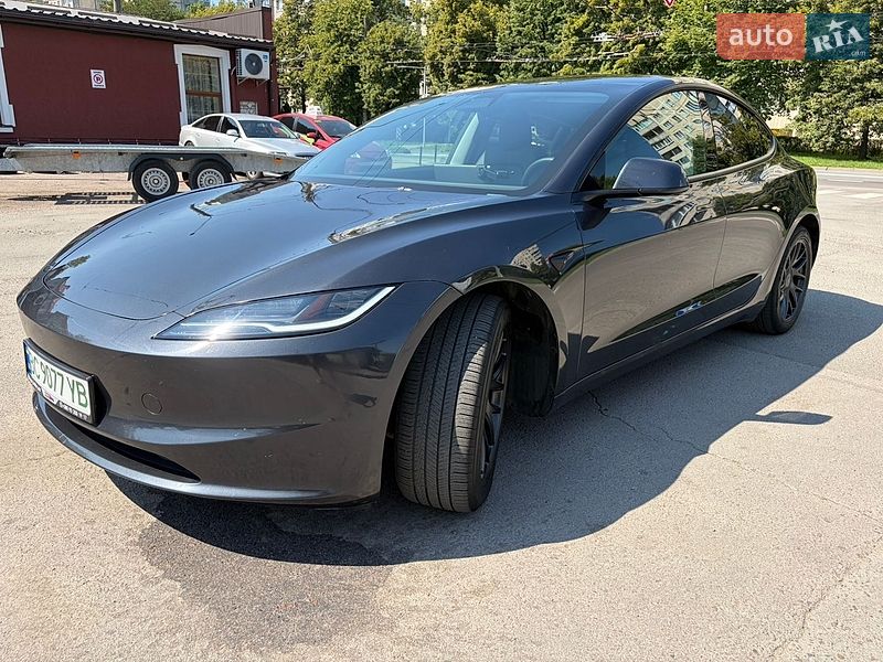 Седан Tesla Model 3 2024 в Львове фото 29 Седан Tesla Model 3 2024 в Львове