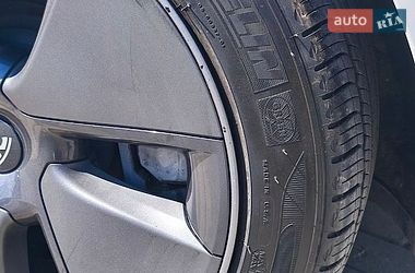 Седан Tesla Model 3 2021 в Львове