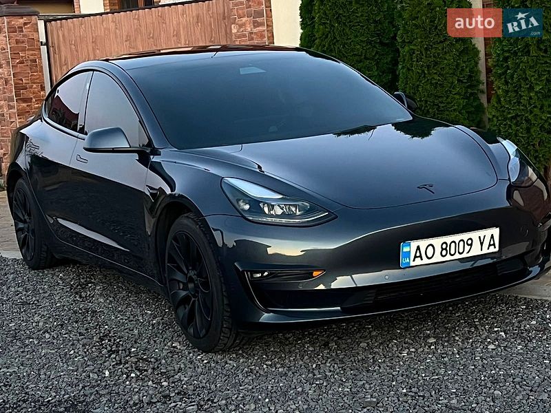 Седан Tesla Model 3 2021 в Днепре фото Седан Tesla Model 3 2021 в Днепре