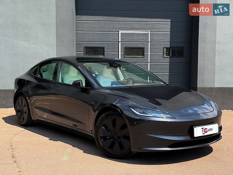 Tesla Model 3 2025 Tesla Model 3 2025