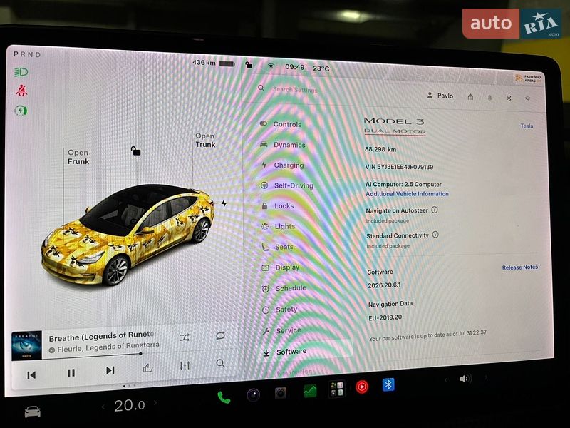 Седан Tesla Model 3 2018 в Львове