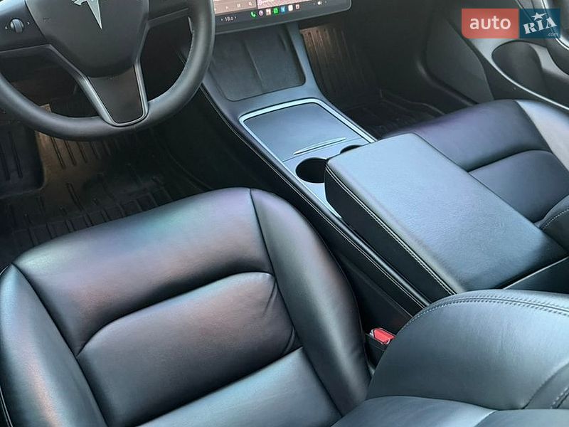 Седан Tesla Model 3 2021 в Львове фото 14 Седан Tesla Model 3 2021 в Львове