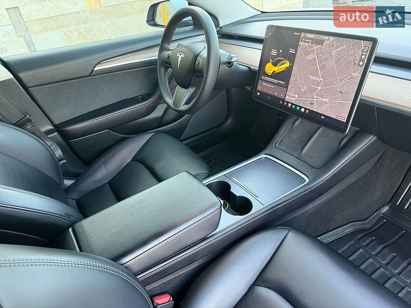 Седан Tesla Model 3 2021 в Львове фото 15 Седан Tesla Model 3 2021 в Львове