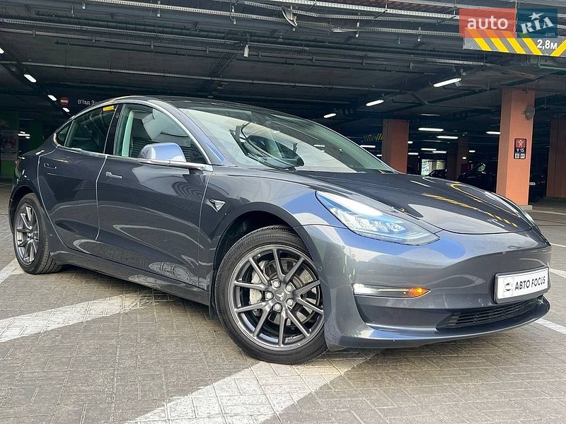 Tesla Model 3 2019 Tesla Model 3 2019