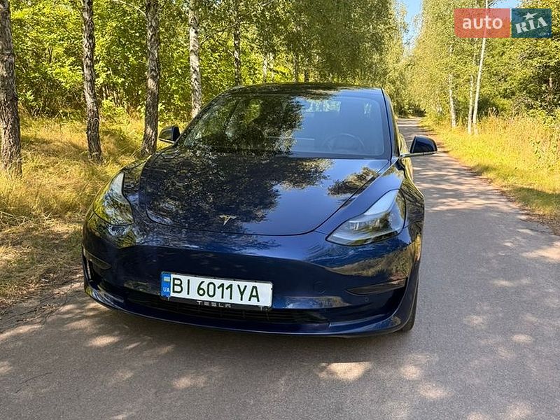 Седан Tesla Model 3 2019 в Лубнах