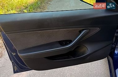 Седан Tesla Model 3 2019 в Лубнах