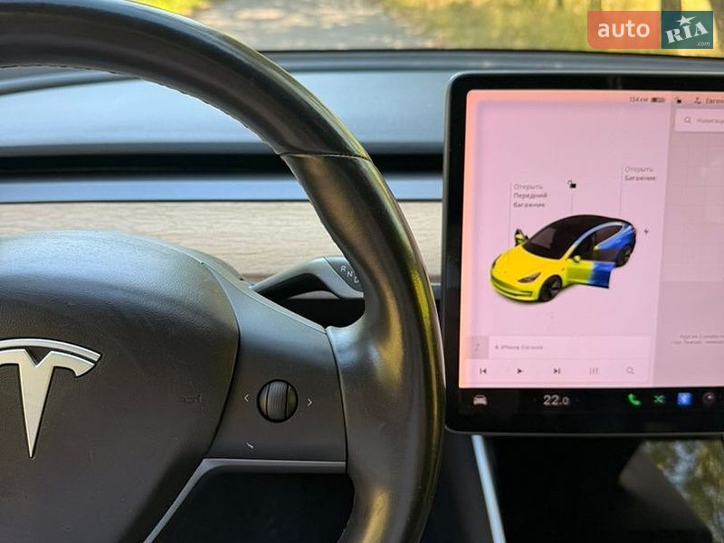 Седан Tesla Model 3 2019 в Лубнах