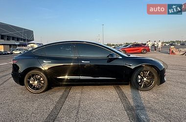tesla model-3 2019 в Львів від професійного продавця Михайло