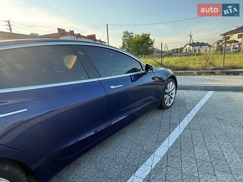 Седан Tesla Model 3 2020 в Львові фото 4 Седан Tesla Model 3 2020 в Львові