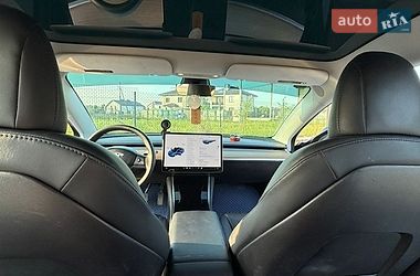 Седан Tesla Model 3 2020 в Львові фото 22 Седан Tesla Model 3 2020 в Львові