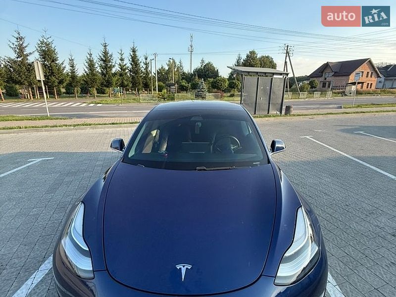 Седан Tesla Model 3 2020 в Львові фото 17 Седан Tesla Model 3 2020 в Львові