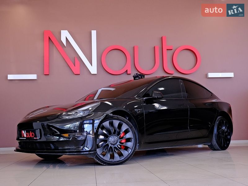 Tesla Model 3 2023