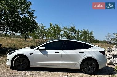 Седан Tesla Model 3 2022 в Одесі