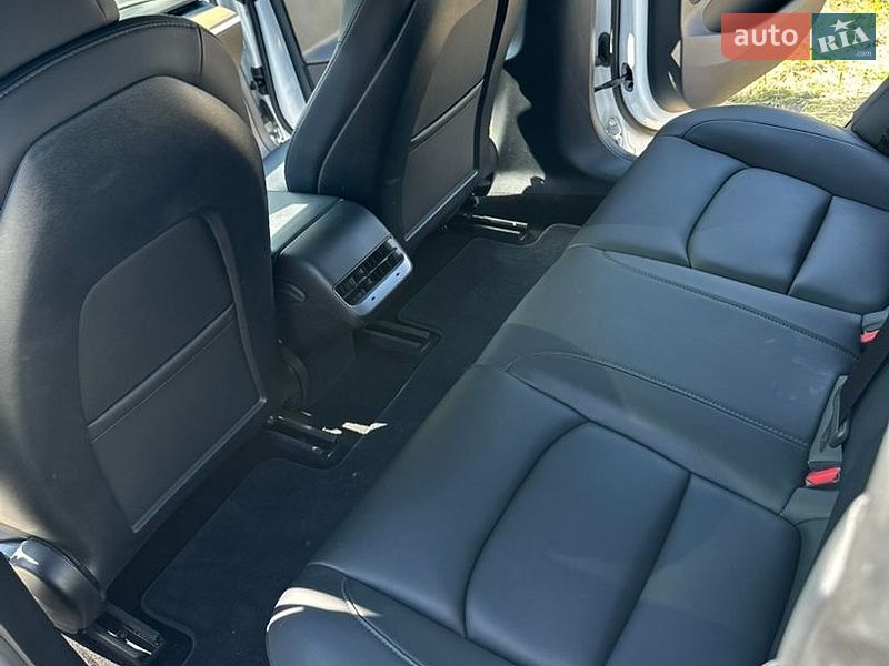 Седан Tesla Model 3 2022 в Одесі