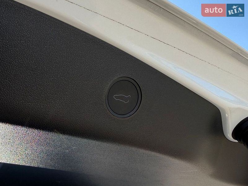 Седан Tesla Model 3 2023 в Одессе фото 25 Седан Tesla Model 3 2023 в Одессе
