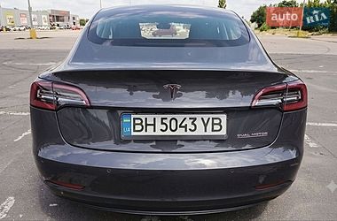 Седан Tesla Model 3 2019 в Одессе