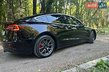 Седан Tesla Model 3 2019 в Черновцах фото 4 Седан Tesla Model 3 2019 в Черновцах