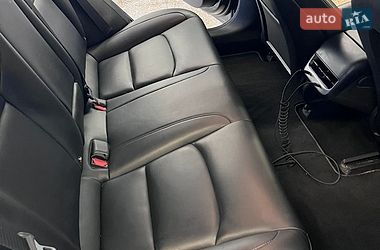 Седан Tesla Model 3 2018 в Днепре